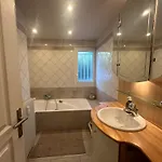 2 Pieces A Avec Piscine Apartman Antibes